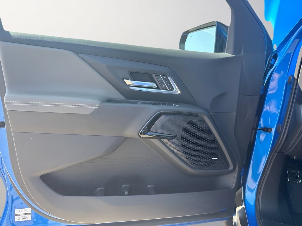 Used 2026 Chevrolet Silverado EV Trail Boss AWD/4WD image 27