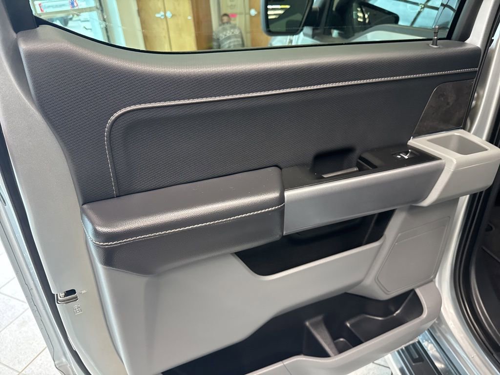 Used 2025 Ford F150 XLT w/ Equipment Group 301A Standard image 14