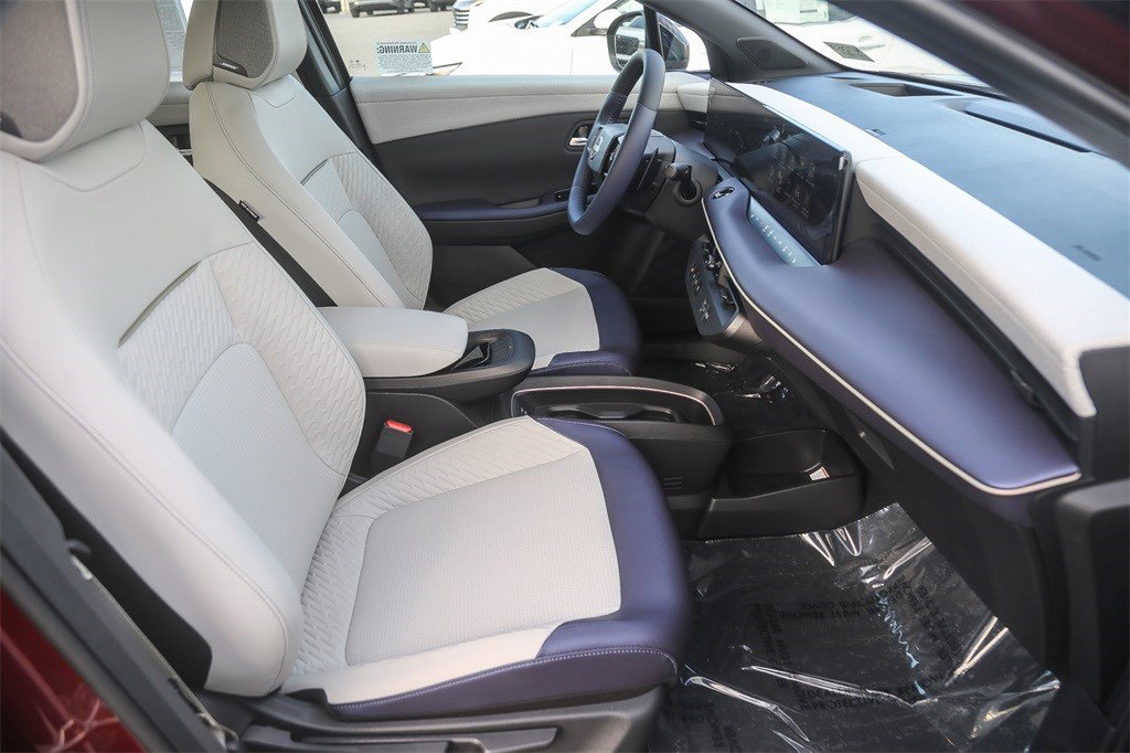 New 2026 Nissan Leaf Platinum+ image 18