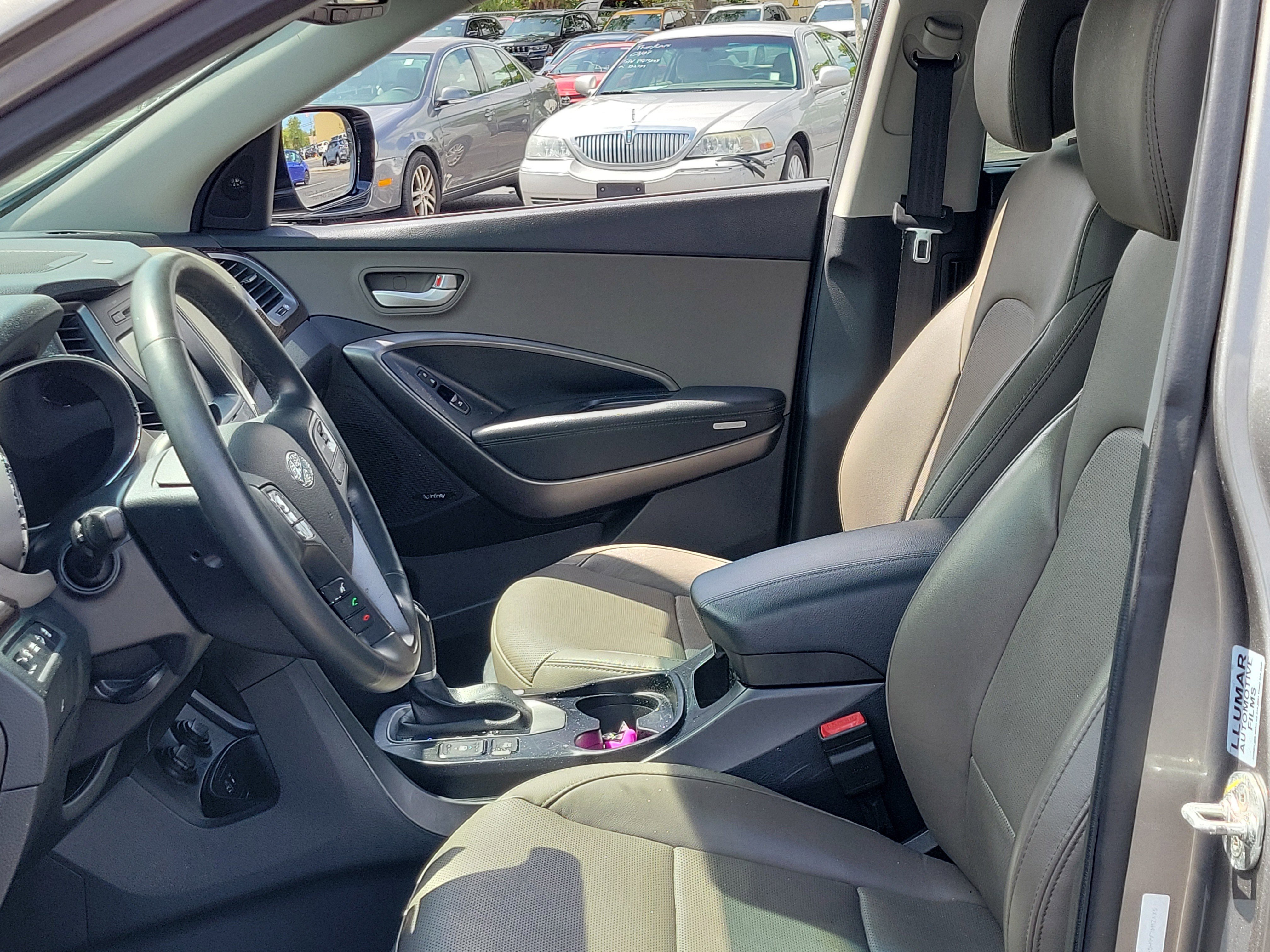 Used 2017 Hyundai Santa Fe Sport FWD image 23