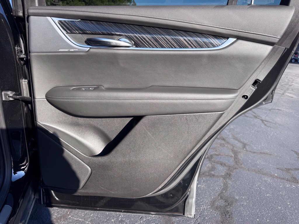 Used 2024 Cadillac XT6 Premium Luxury AWD/4WD image 30
