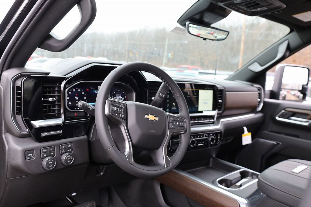 New 2026 Chevrolet Silverado 3500 High Country w/ Technology Package image 21