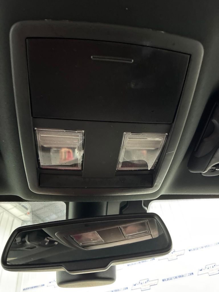 Used 2019 Dodge Challenger SXT RWD image 27
