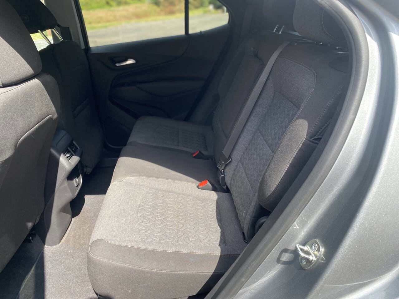 Used 2023 Chevrolet Equinox LT w/ Driver Convenience Package image 15