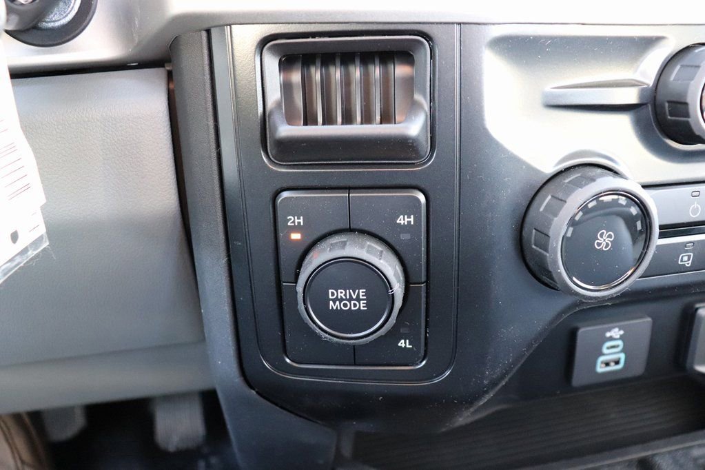 New 2026 Ford F350 XL w/ XL Chrome Package image 23