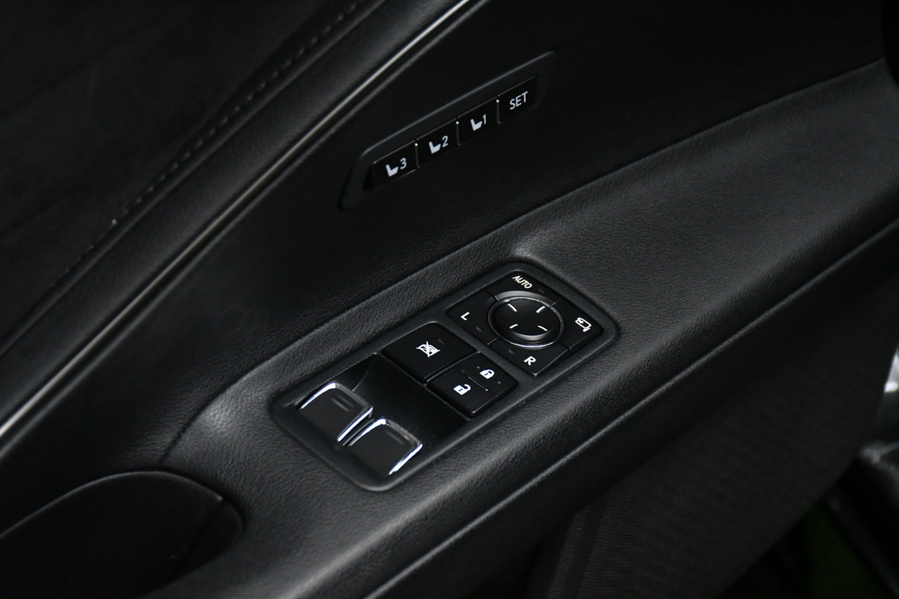 Used 2021 Lexus LC 500 Coupe w/ Sport Package image 17