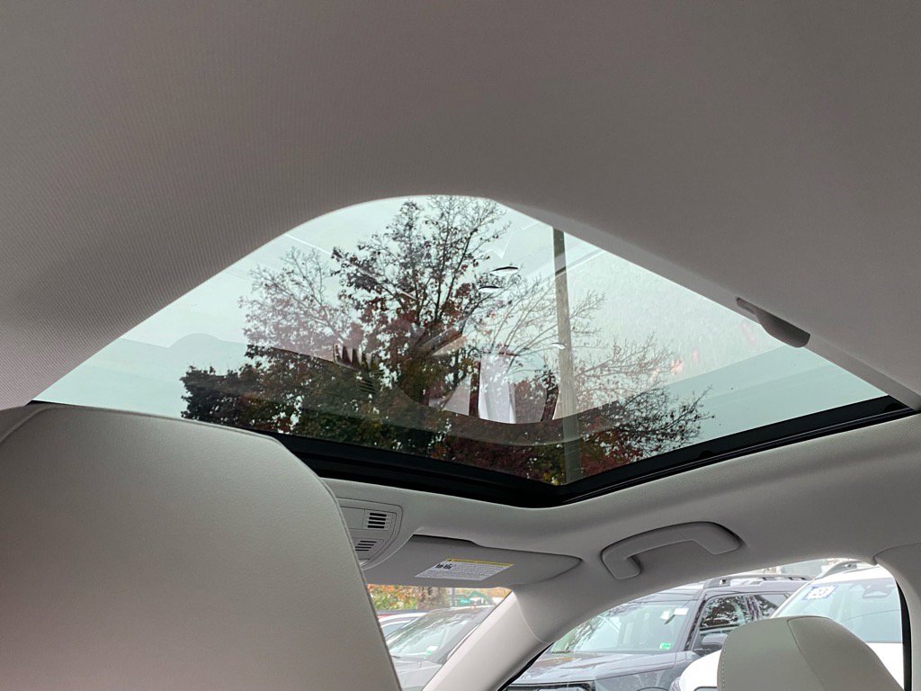 Certified 2025 Volkswagen Jetta SE image 20