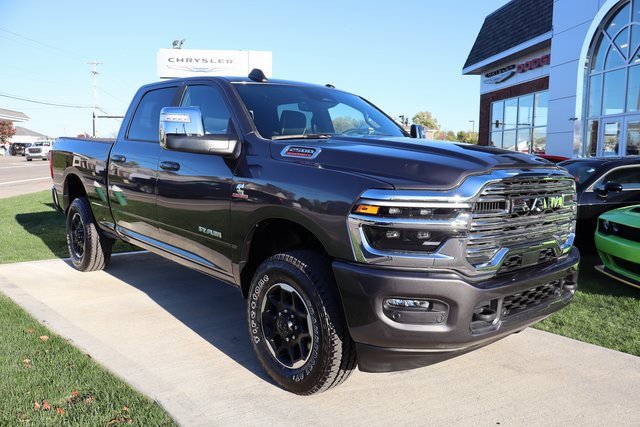 Used 2025 RAM 2500 Laramie image 4