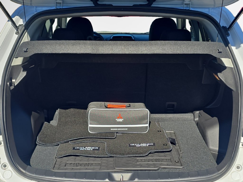 New 2027 Mitsubishi Outlander Sport ES FWD image 25