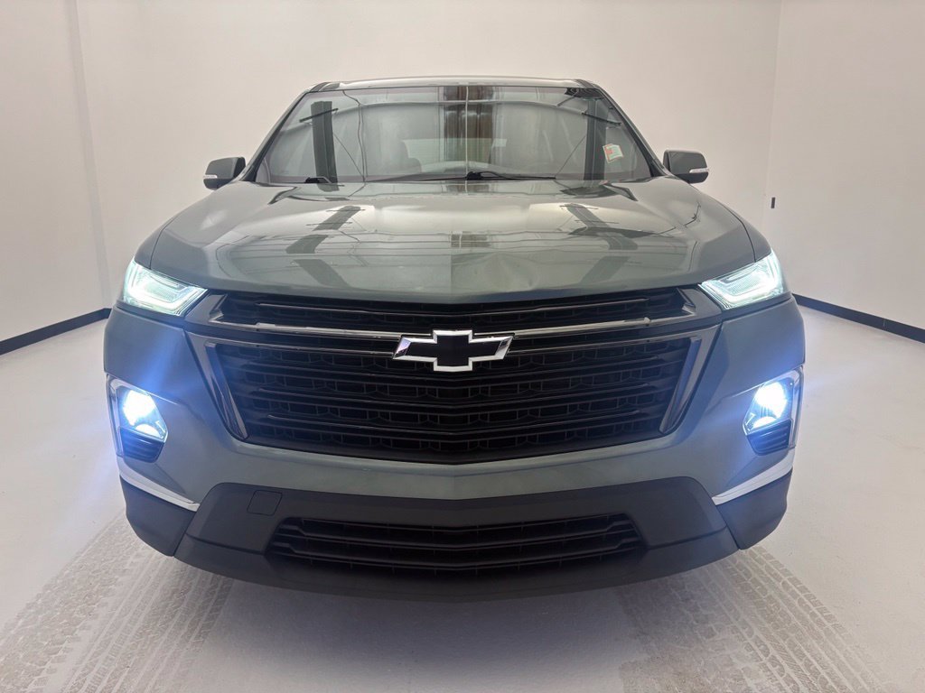 Used 2022 Chevrolet Traverse LT FWD image 14