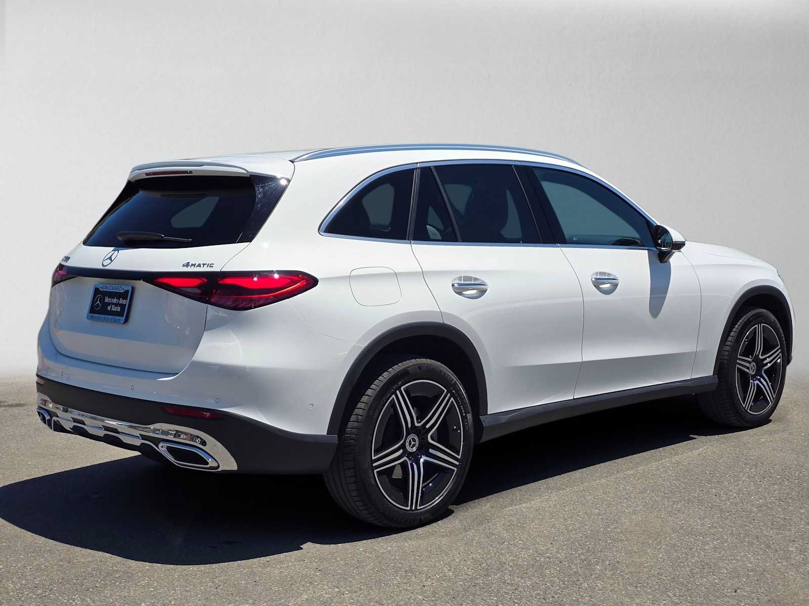 Used 2026 Mercedes-Benz GLC 300 4MATIC image 3