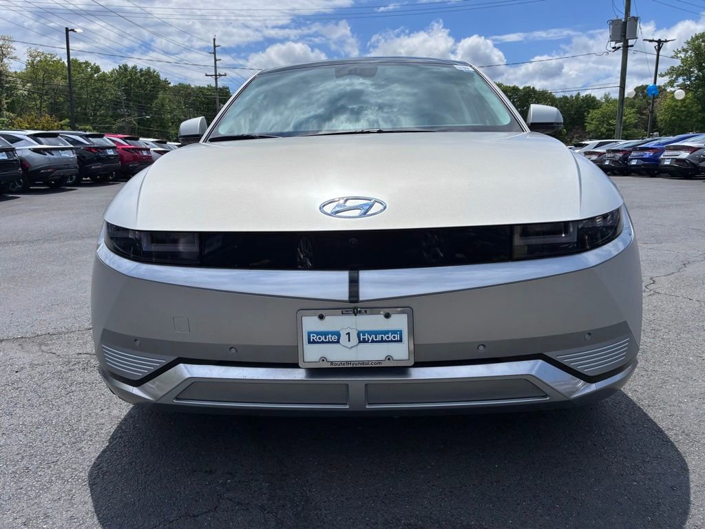 Used 2024 Hyundai Ioniq 5 Limited AWD/4WD image 2