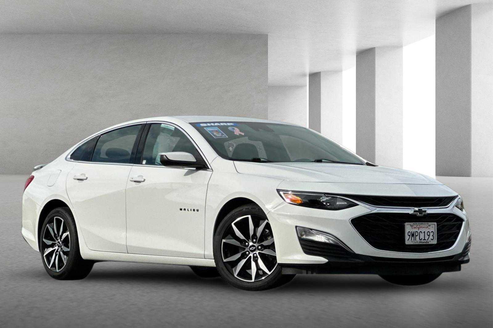 Used 2025 Chevrolet Malibu RS
