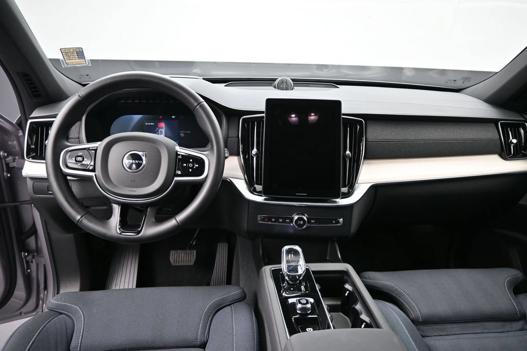 Used 2026 Volvo XC90 T8 Ultra AWD/4WD image 16