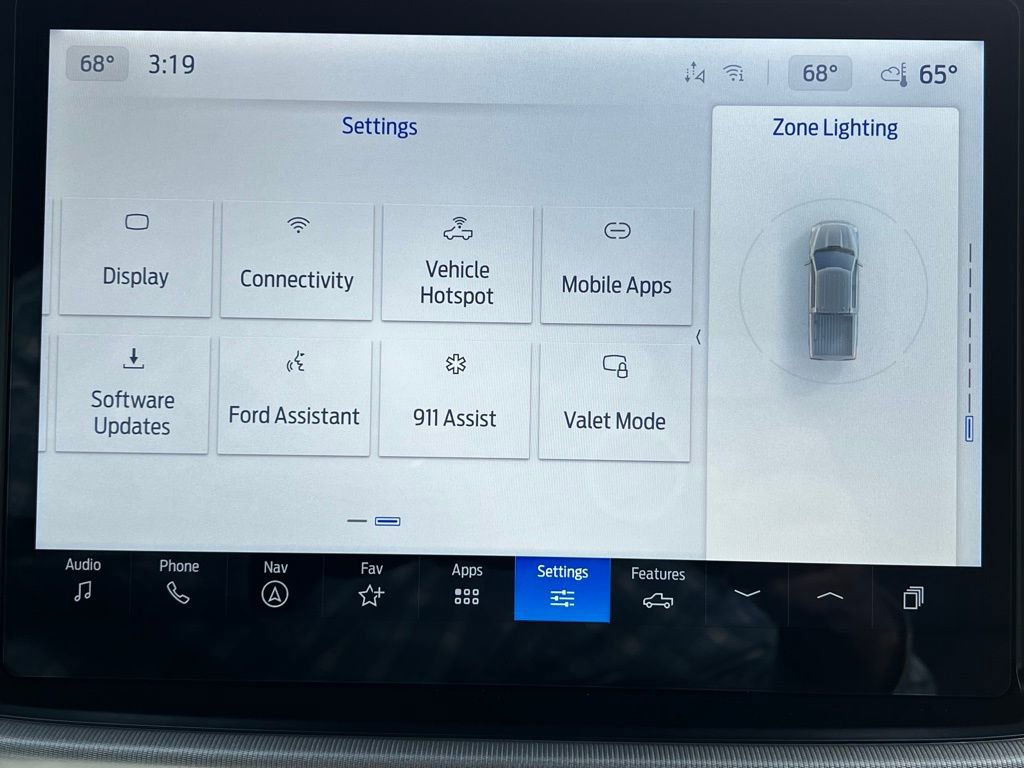 New 2025 Ford F150 Lariat w/ Equipment Group 502A High image 32