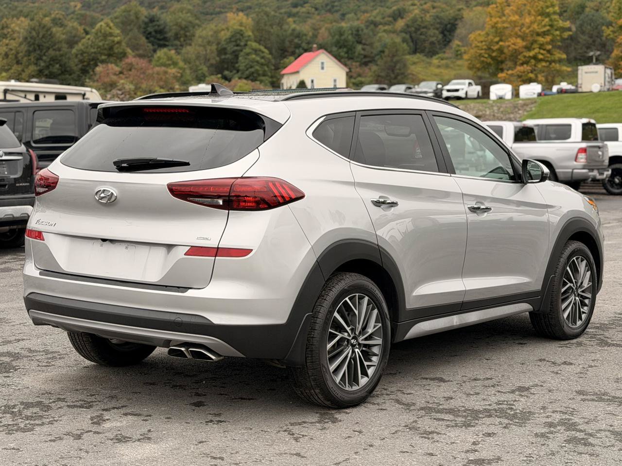 Used 2021 Hyundai Tucson Ultimate w/ Cargo Package AWD/4WD image 4