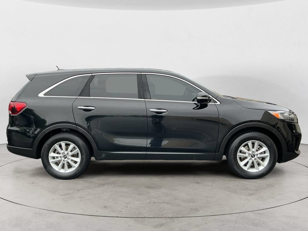 Used 2019 Kia Sorento L FWD image 4