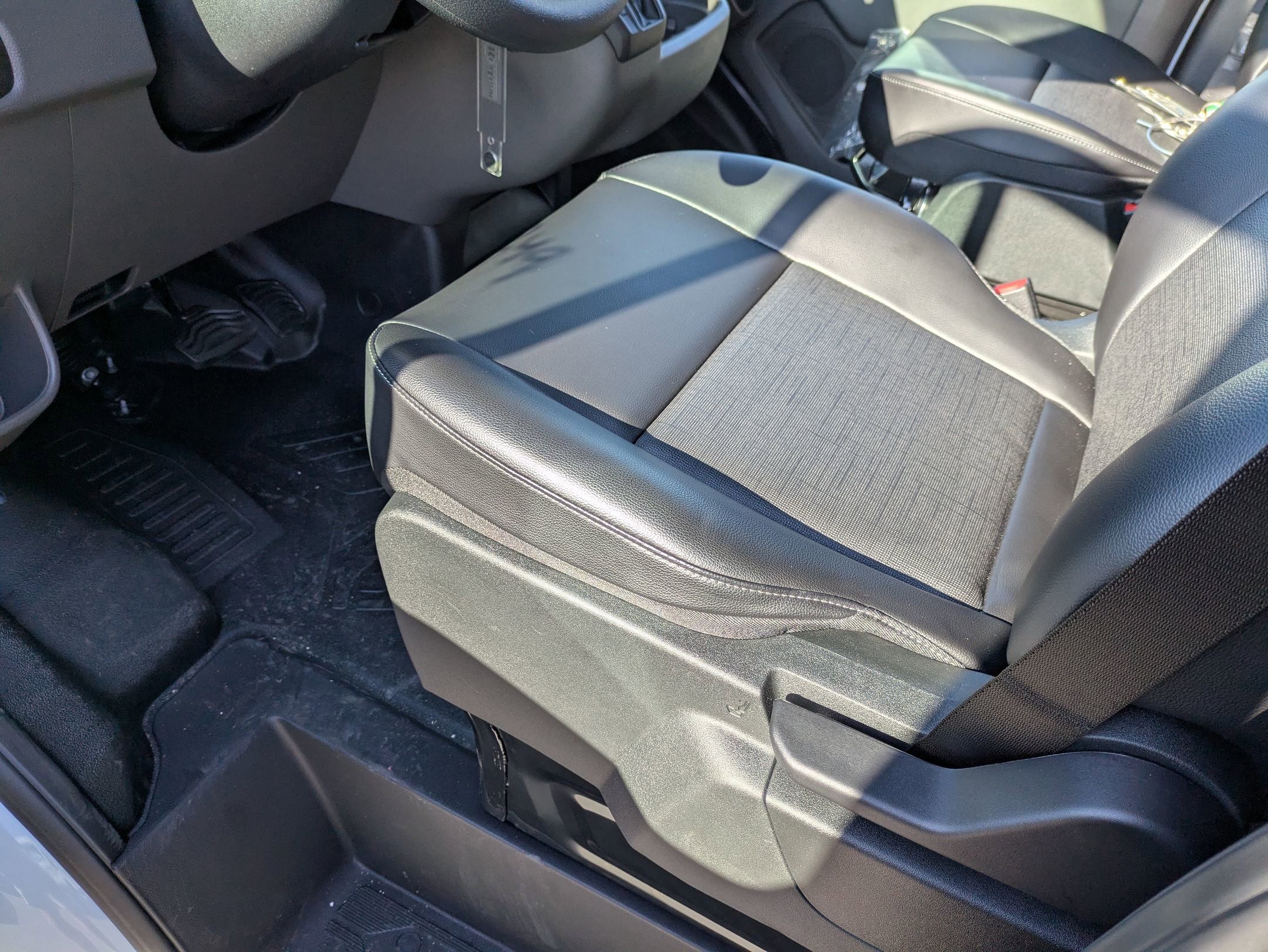 New 2025 Ford Transit 250 148 High Roof Extended w/ Load Area Protection Package image 11