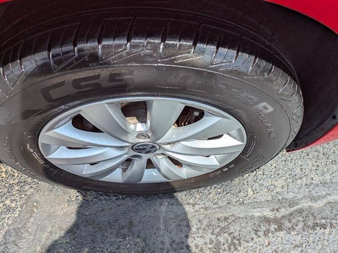 Used 2014 Volkswagen Beetle 2.5 FWD image 10