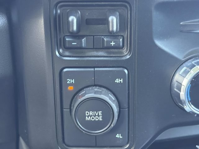 Used 2024 Ford F250 Lariat AWD/4WD image 29