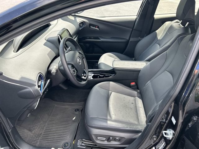 Used 2022 Toyota Prius Limited w/ Premium Convenience Package FWD image 20
