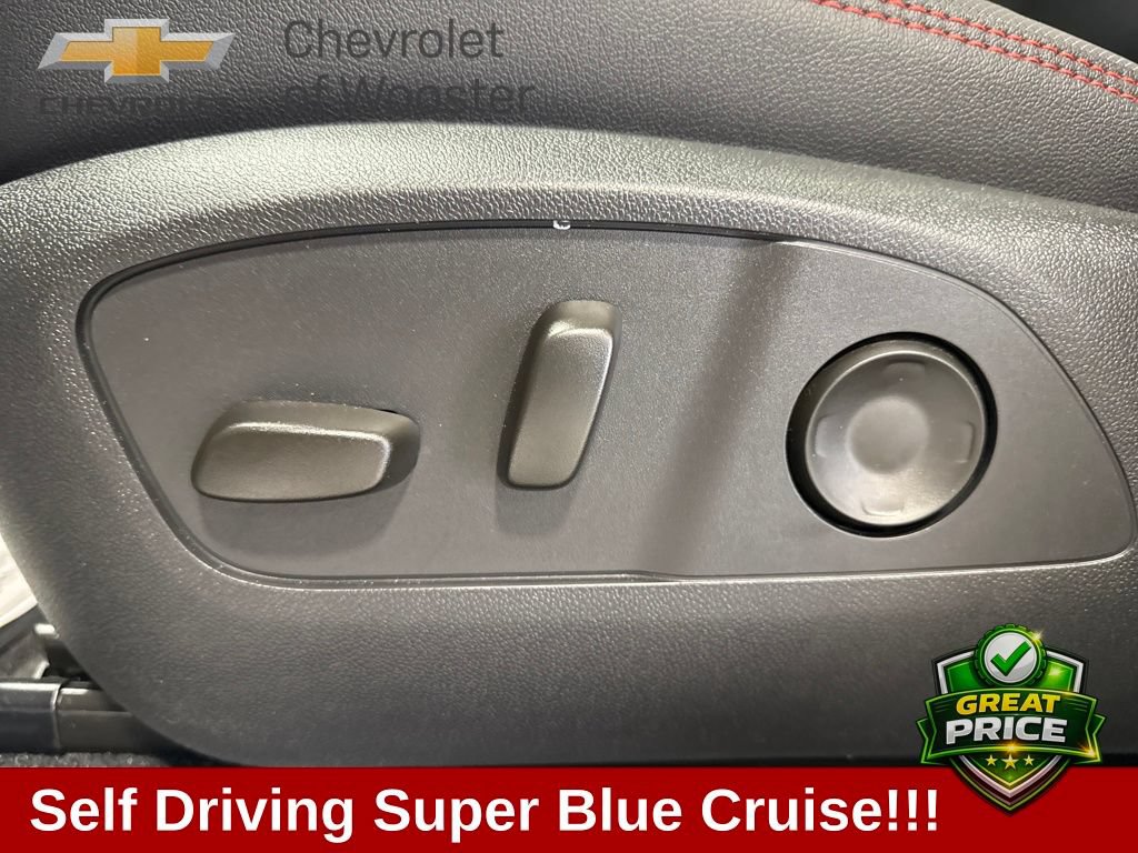 New 2026 Chevrolet Traverse RS w/ LPO, Floor Liner Package AWD/4WD image 24