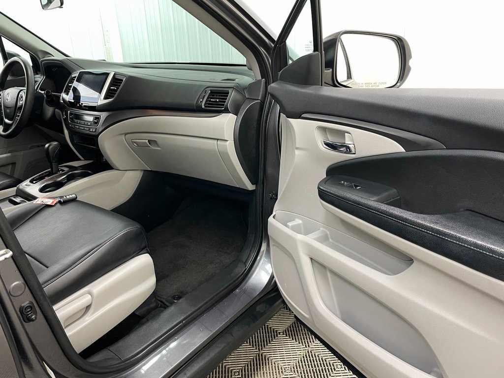 Used 2016 Honda Pilot EX image 33