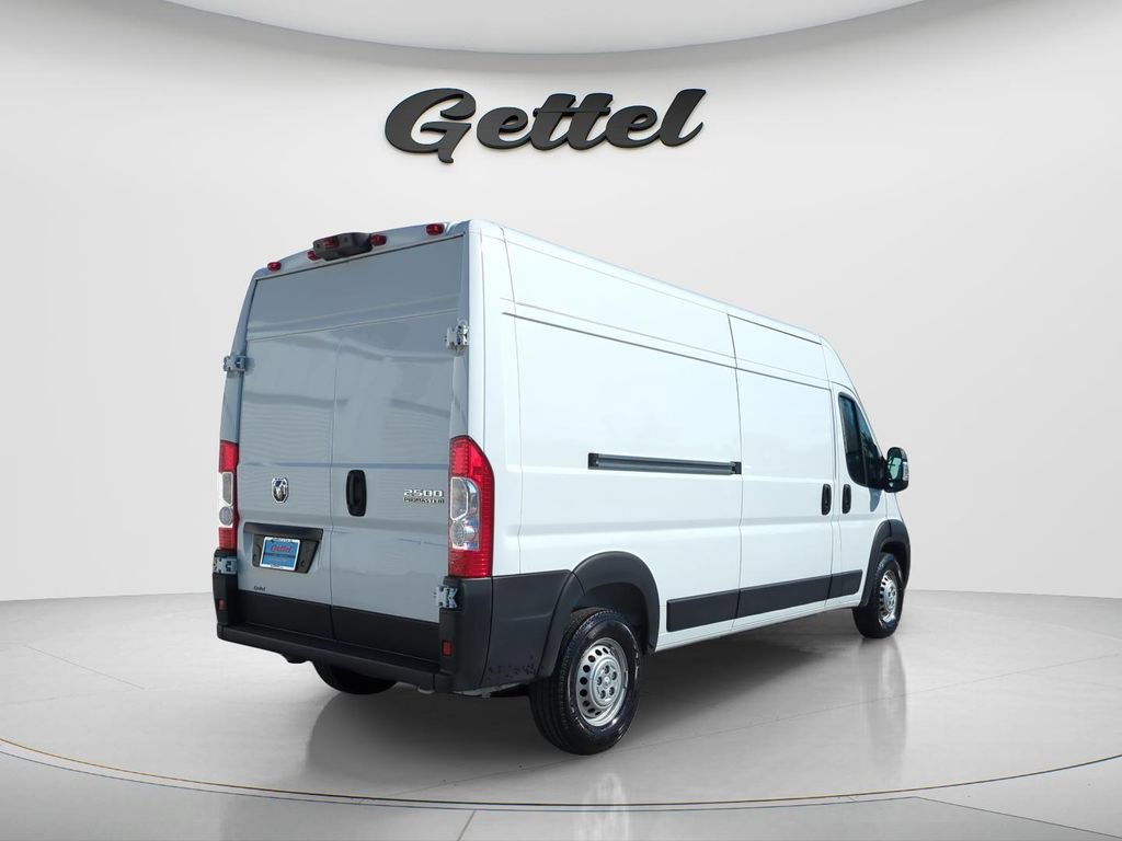 Used 2024 RAM ProMaster 2500 w/ Convenience Group FWD image 5