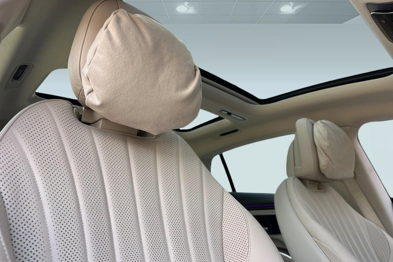 Used 2023 Mercedes-Benz EQS 580 4MATIC Sedan image 16