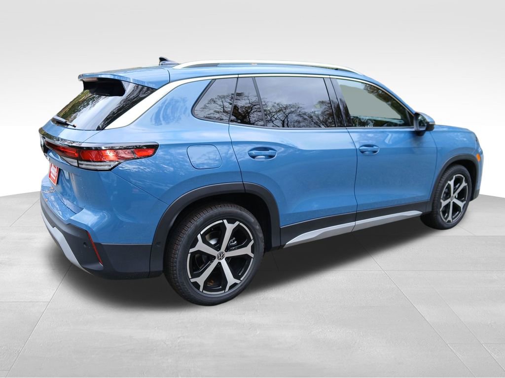 Used 2026 Volkswagen Tiguan SE image 5