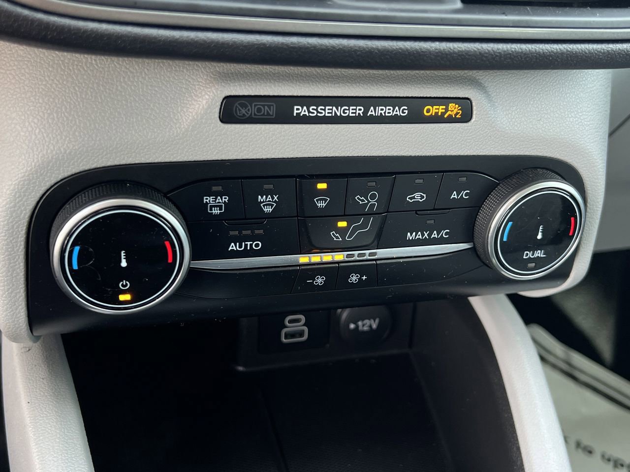 Used 2025 Ford Escape Active image 19