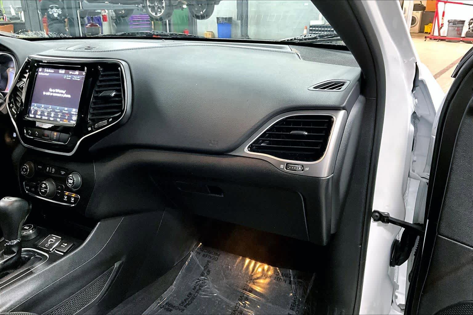 Used 2021 Jeep Cherokee High Altitude image 19