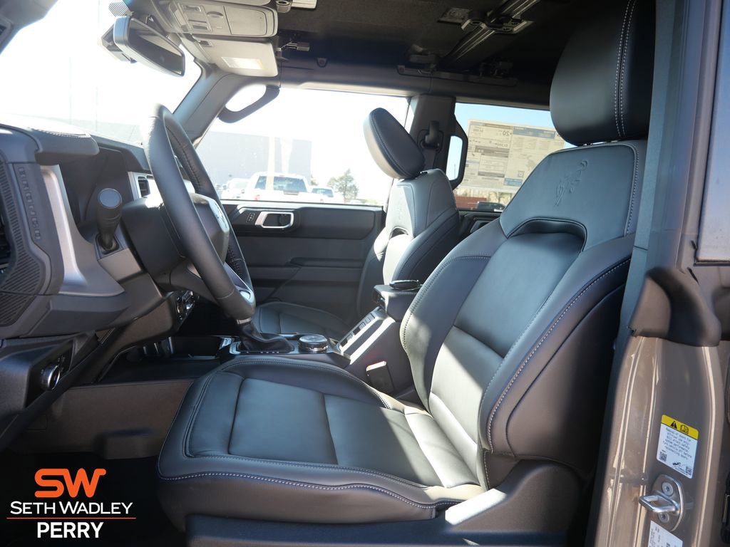 New 2026 Ford Bronco Outer Banks image 16