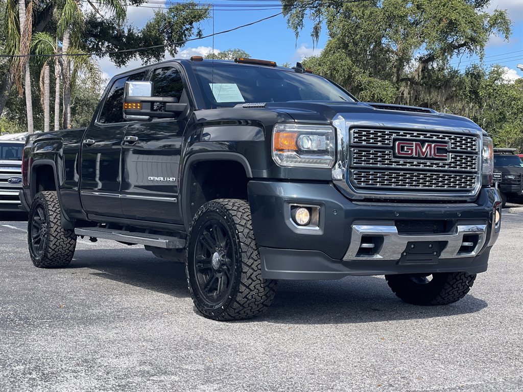 Used 2019 GMC Sierra 2500 Denali w/ Duramax Plus Package image 19