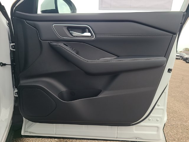 New 2026 Nissan Rogue Platinum AWD/4WD image 26