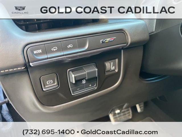 Certified 2024 Cadillac Escalade ESV V w/ LPO, Floor Liner Package image 26