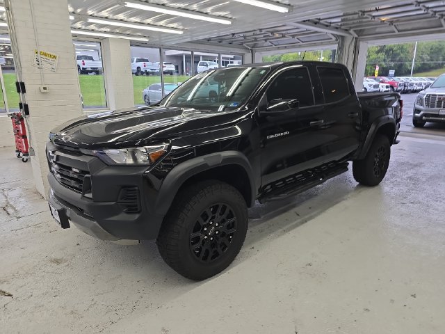 Certified 2024 Chevrolet Colorado Trail Boss w/ Advanced Trailering Package AWD/4WD image 2