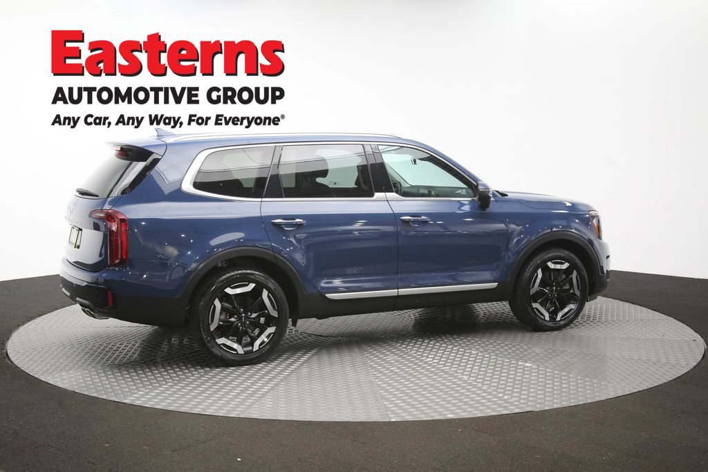 Used 2025 Kia Telluride S FWD image 45