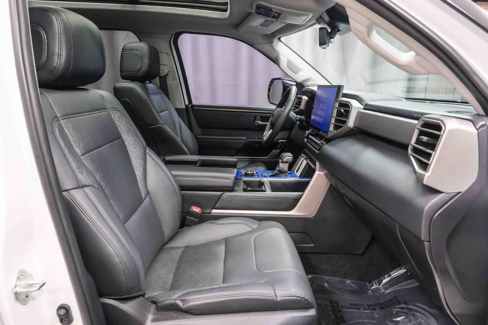 Used 2024 Toyota Tundra Limited AWD/4WD image 13
