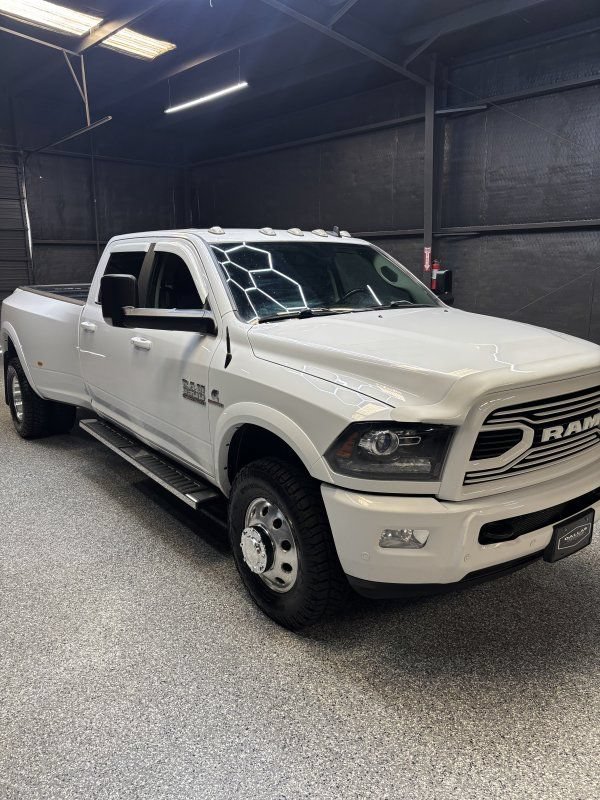 Used 2018 RAM 3500 Laramie w/ Sport Appearance Group AWD/4WD image 3