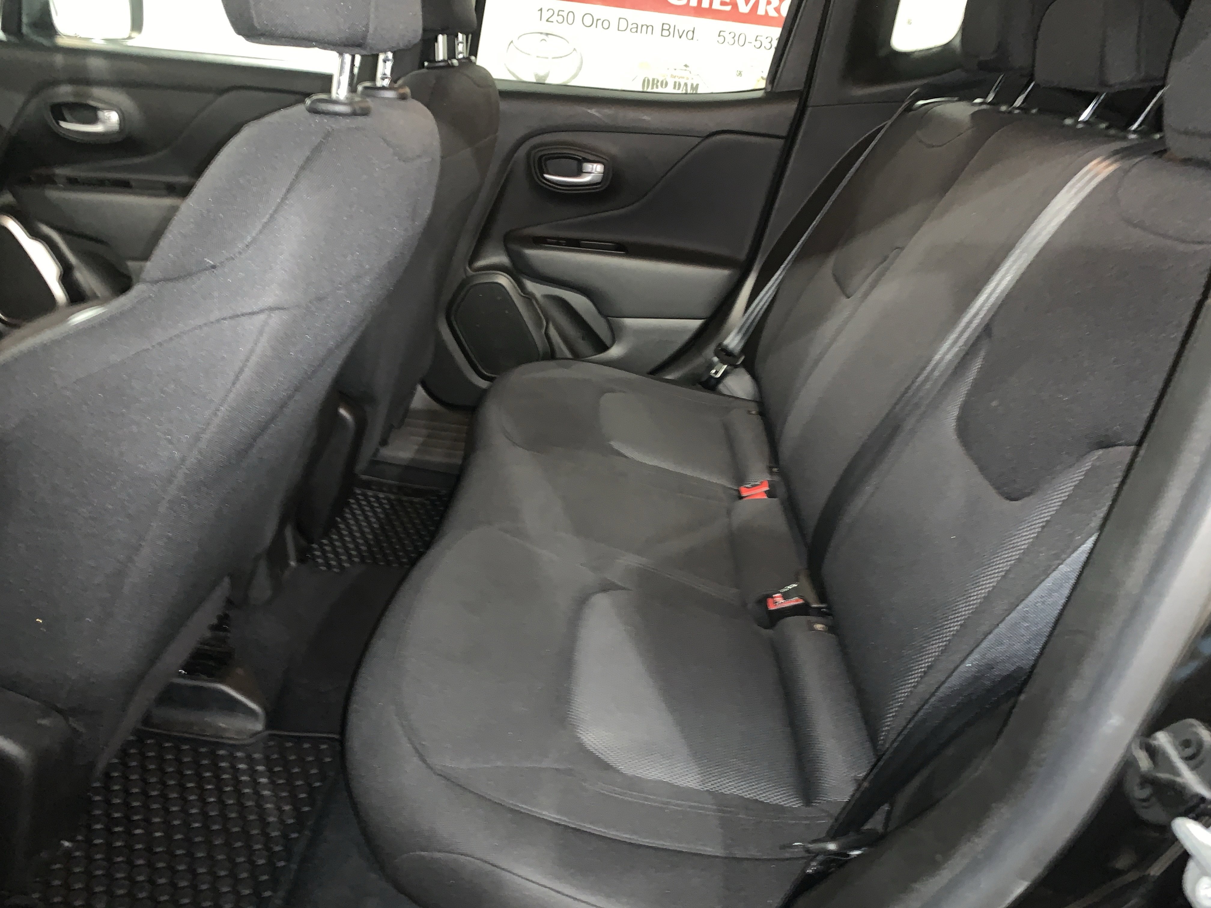 Used 2023 Jeep Renegade Latitude image 14