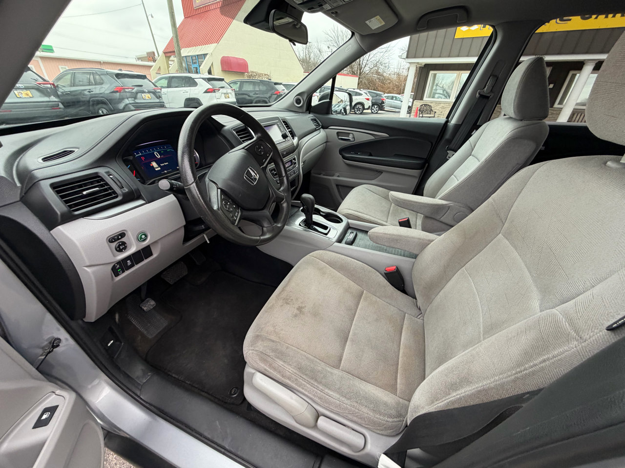 Used 2019 Honda Pilot LX image 9
