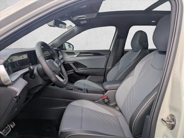 New 2026 Volkswagen Tiguan SE R-Line image 21