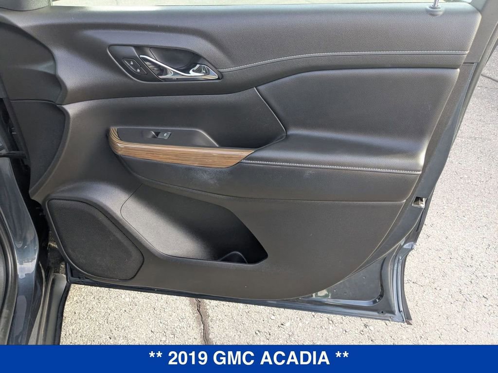 Used 2019 GMC Acadia SLE image 36