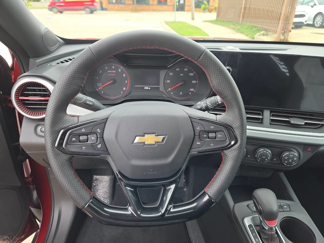 Used 2025 Chevrolet Trax RS w/ Sunroof Package image 26