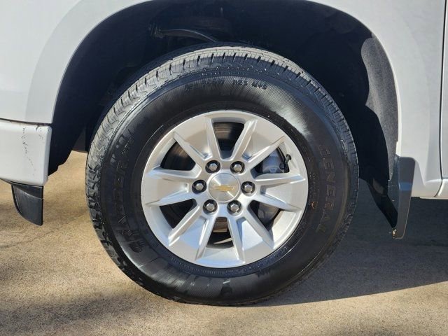 Used 2023 Chevrolet Silverado 1500 Custom w/ LPO, Dark Essentials Package image 18