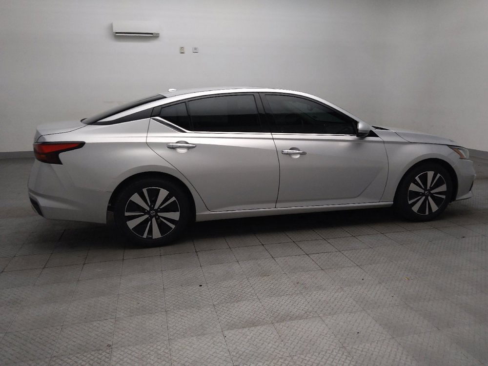 Used 2019 Nissan Altima 2.5 SL FWD image 10