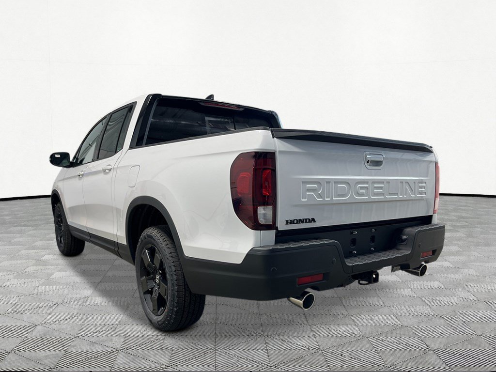 New 2026 Honda Ridgeline Black Edition image 4
