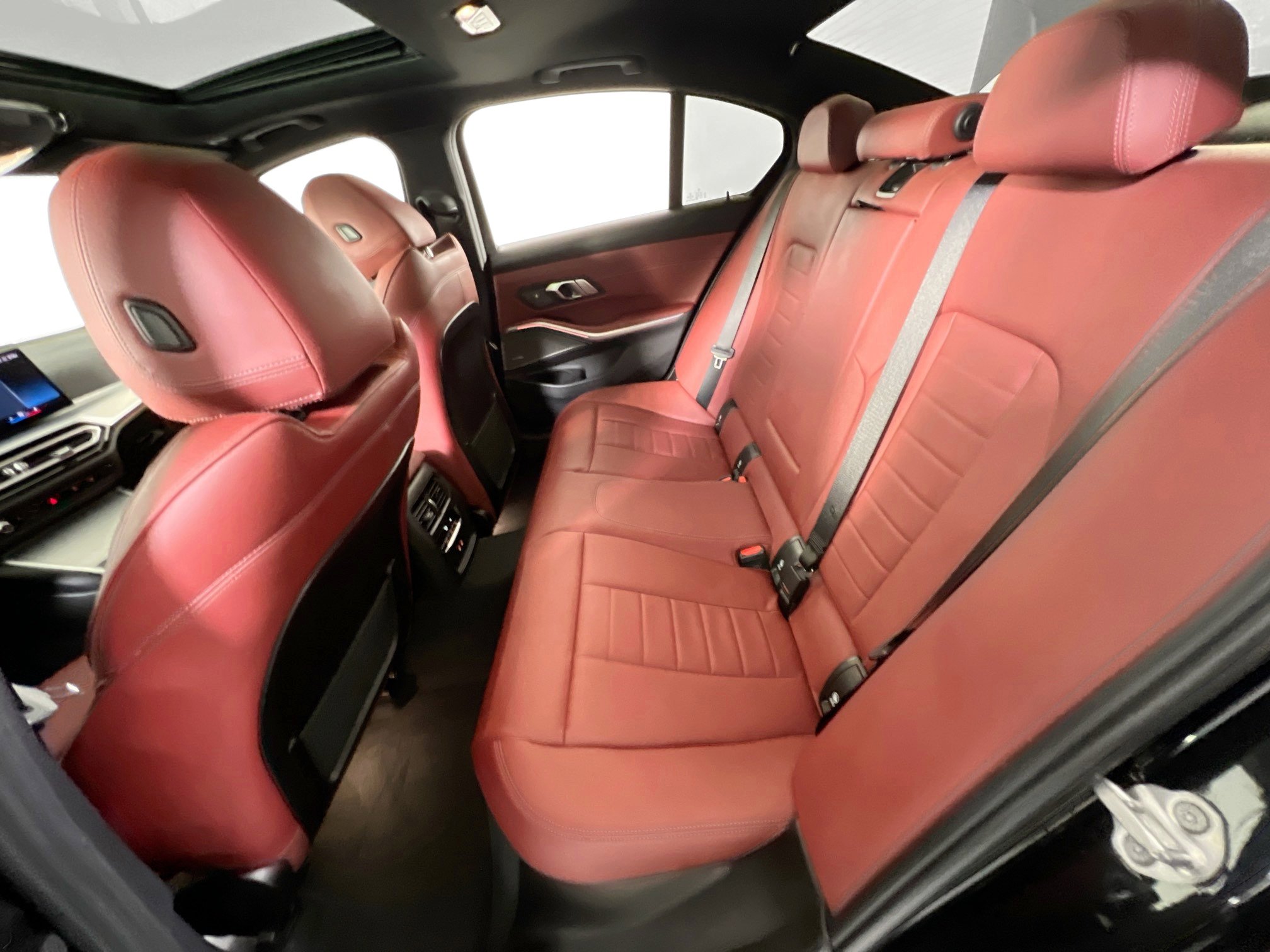 Used 2023 BMW M340i xDrive image 26