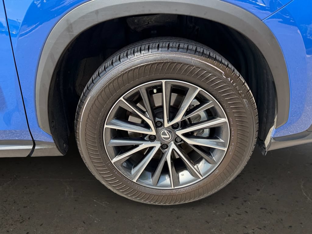 Certified 2025 Lexus NX 250 FWD w/ Accessory Package (Z2) image 26